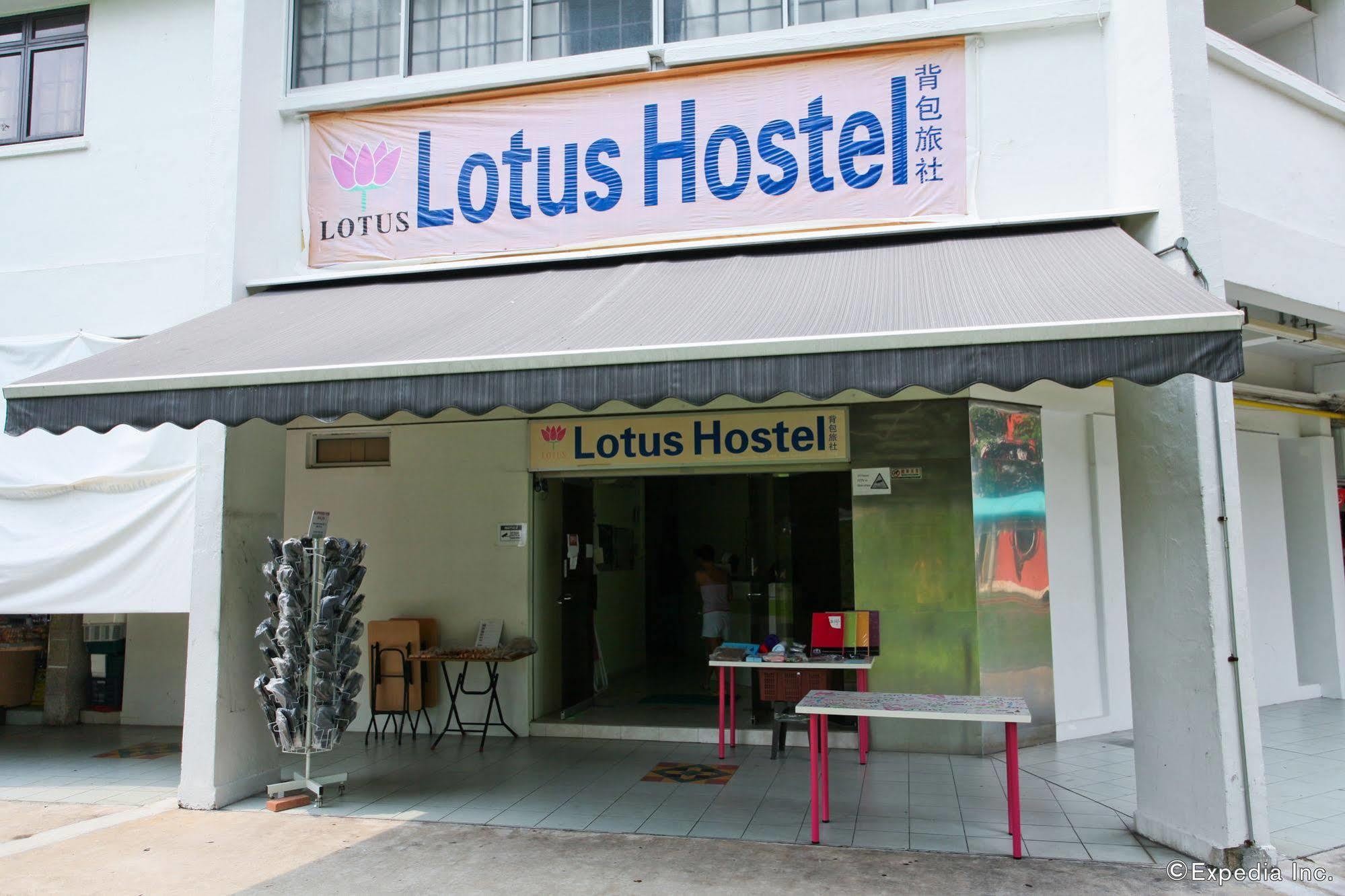 Lotus * Singapura